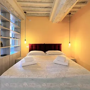  Appartamento Casa Dany-at The Beginning Of The Main Street Italia